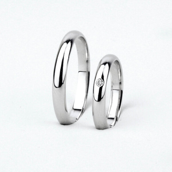 Argollas de Matrimonio Modelo Inglés oro 18k con diamante