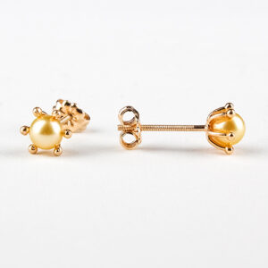 Aros perla cultivada pistilo oro 18k Talla 3