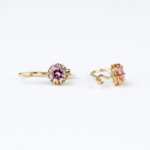 Aros chatón gancho fijo oro 18k talla 3