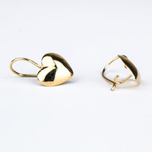 Aros corazón gancho fijo oro 18 k talla 3
