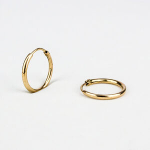 Aros argolla tubo oro 18k talla 2